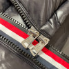 Пуховик MONCLER Montbeliard с капюшоном Пуховик MONCLER Montbeliard с капюшоном