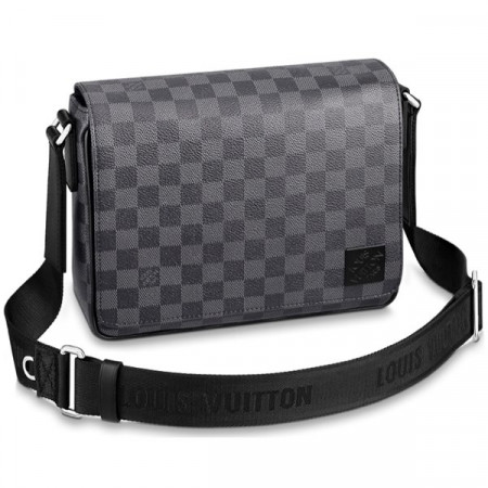 Сумка Louis Vuitton LV District PM