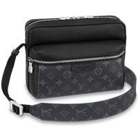 LOUIS VUITTON Сумка LV Outdoor