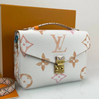 LOUIS VUITTON Сумка LV Pochette Metis