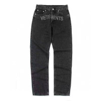 Джинсы от VETEMENTS Джинсы от VETEMENTS