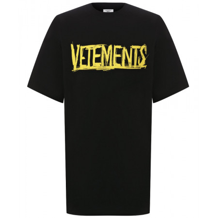Футболка VETEMENTS