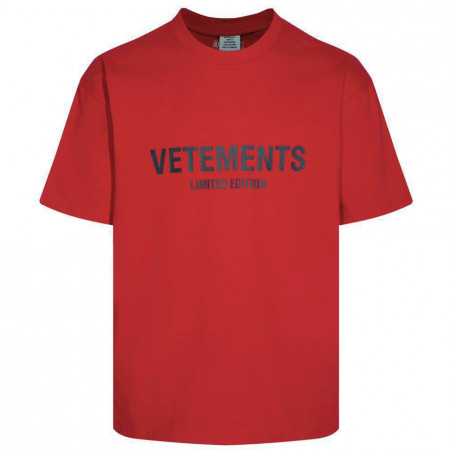 Футболка VETEMENTS