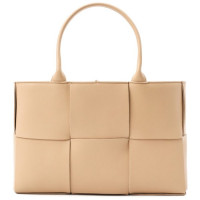 BOTTEGA VENETA Сумка-тоут Arco medium Боттега Венета бежевый