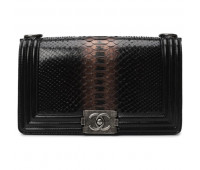 CHANEL Сумка Boy из кожи питона
