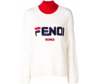 Свитер FENDI Белый с высоким красным воротником