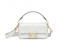 FENDI Сумка BAGUETTE из кожи FENDI Сумка BAGUETTE из кожи