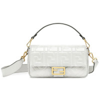 FENDI Сумка BAGUETTE из кожи