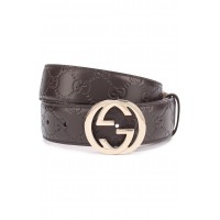 Кожаный ремень с тиснением Signature и фигурной пряжкой Gucci коричневый