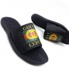 Кожаные шлепанцы Gucci Черные Кожаные шлепанцы Gucci Черные