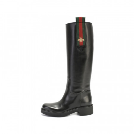 Кожаные сапоги Mary с вышивкой Gucci
