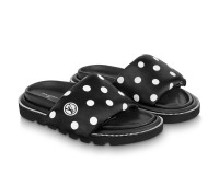 Мюли LV POOL PILLOW от Louis Vuitton Мюли LV POOL PILLOW от Louis Vuitton